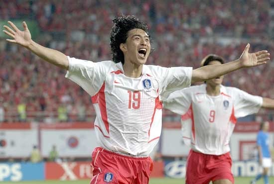 2002년 6월, 전 세계를 놀라게 했고 대한민국의 월드컵 4강이란 역사를 썼던 스쿼드 움짤 | 인스티즈