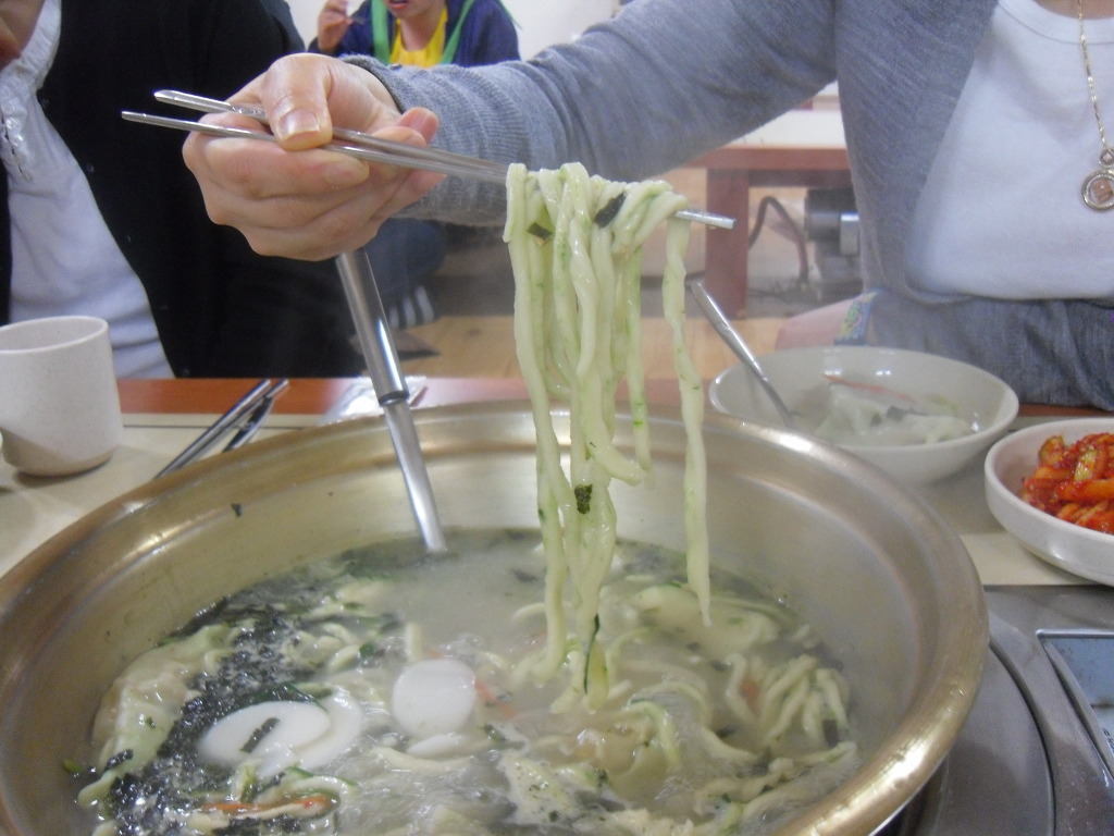 함지박손칼국수 이미지