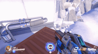 훈련장에서 은엄폐할수 있는 곳 알려준다.GIF | 인스티즈
