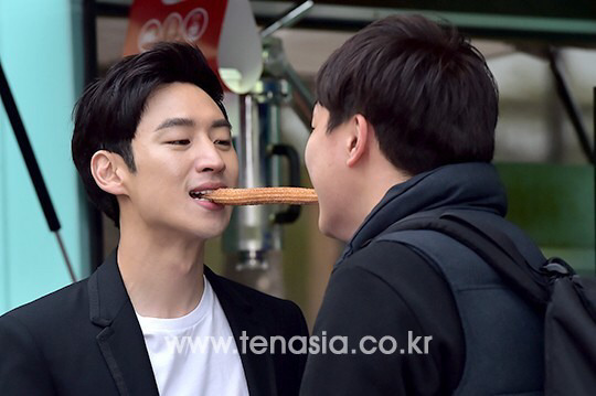 이제훈이 이게임 하자고하면 한다 vs 안한다?? | 인스티즈