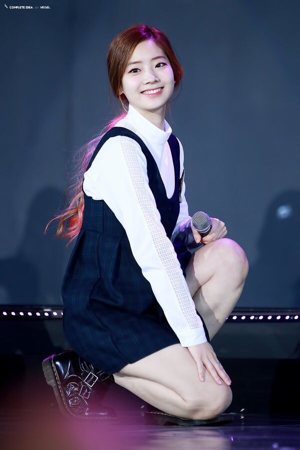 팬이 선물해준건 다 인증해주는 인증요정 트와이스 다현이 | 인스티즈