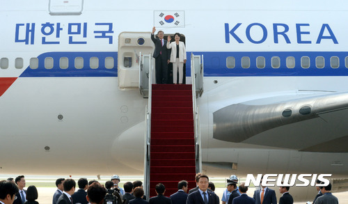 독일로 출국하는 문재인 대통령.jpg | 인스티즈