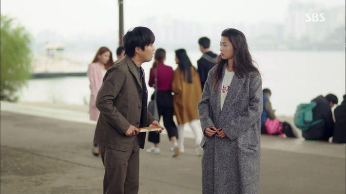 12년만에 다시 만난 두 배우 | 인스티즈