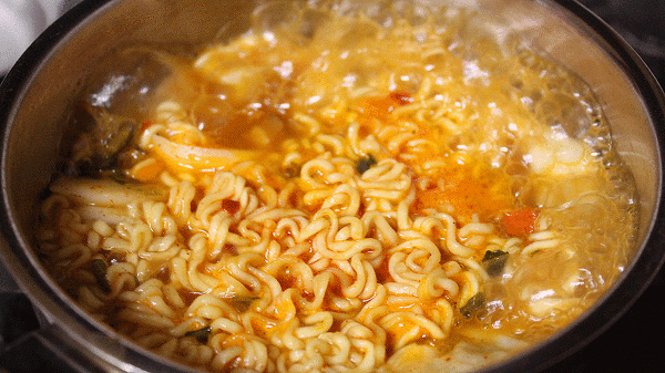 아침점심저녁야식 시원한 라면 움짤 gif | 인스티즈