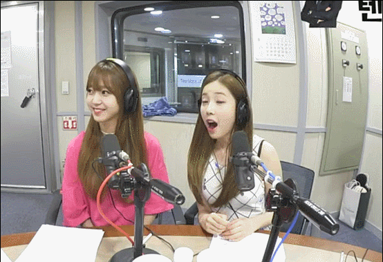 남자가 잘생기면 자주 받는 눈빛 .gif | 인스티즈