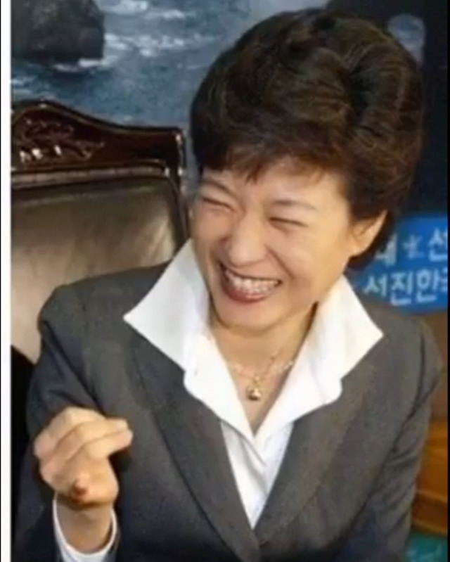 ??? : 야 탄핵당한사람 접어 | 인스티즈