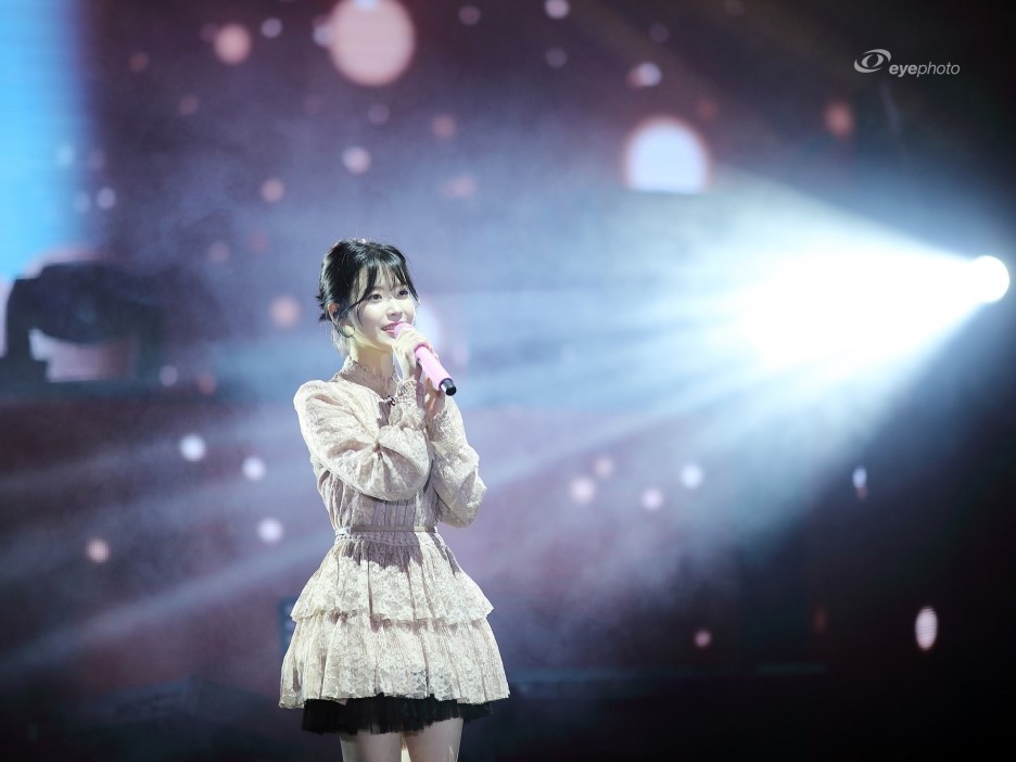 홍콩콘 아이유.jpg | 인스티즈