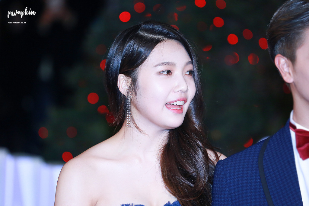 자칭 섹시담당 레드벨벳 조이.jpg | 인스티즈