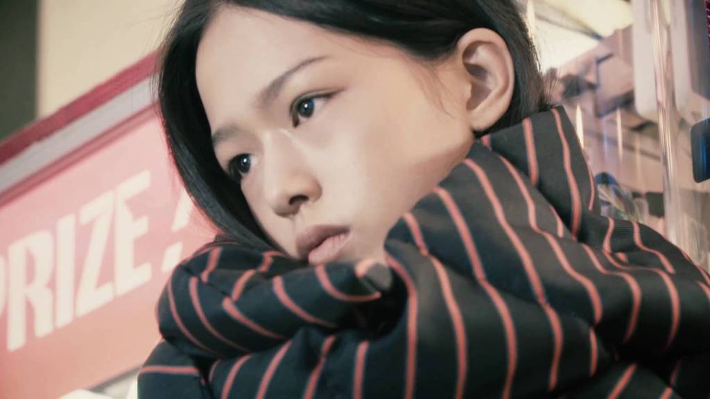 SNS에서 설리, 블랙핑크 제니 닮은걸로 화제모은 2001년생 모델 | 인스티즈