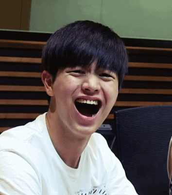 팬 아니어도 저장하게 되는 짤들.gif | 인스티즈