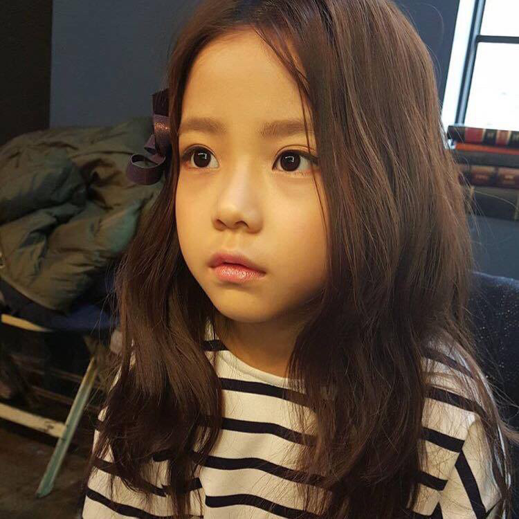 2009년생 키즈모델 황시은.jpg | 인스티즈