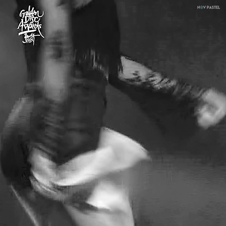 트와이스 얼굴 막 쓰는 애가 진지해질 때.gif | 인스티즈