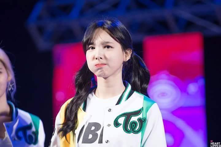 트와이스 꾹꾹이 | 인스티즈