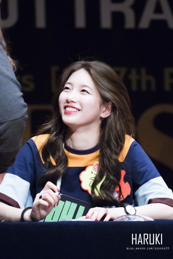 팬사인회에 강한 수지.jpg | 인스티즈