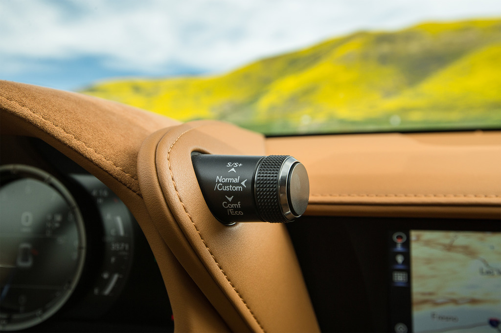 2018 신형 렉서스 LC500 / LC500h [데이터주의] | 인스티즈