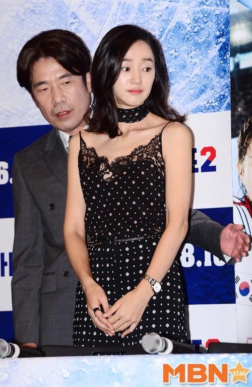 오달수씨! 뒤로 좀 가주세요 | 인스티즈