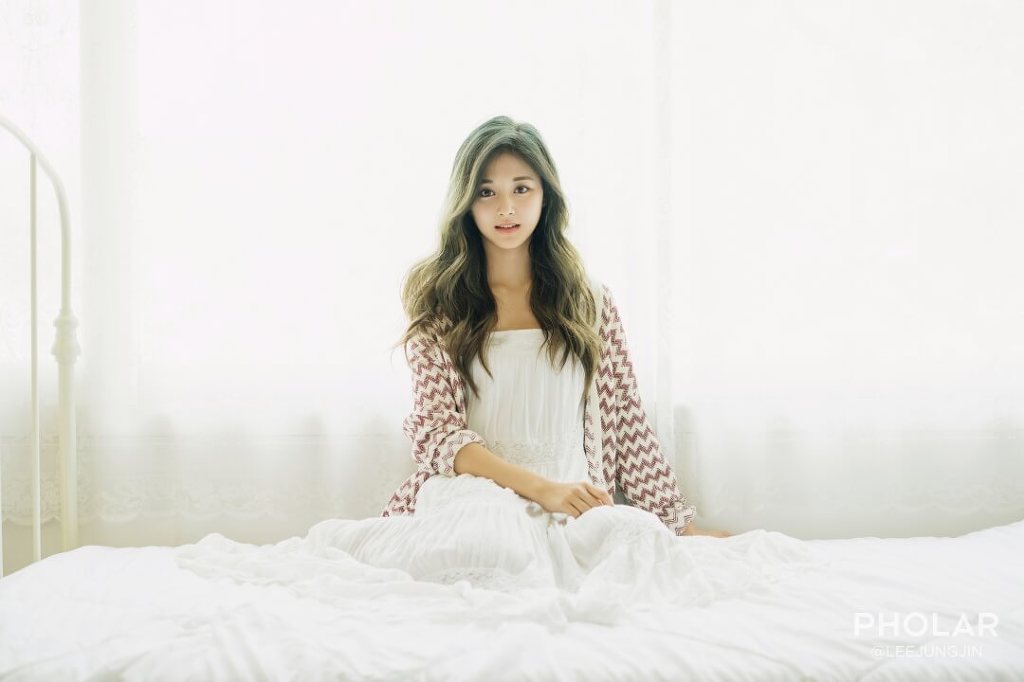 배우 이정진이 찍은 트와이스 쯔위 마지막 날 | 인스티즈