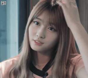 [트와이스] 시크한줄 알았는데 빙구미 쩌는 모구리 모모 짤모음.jpg | 인스티즈