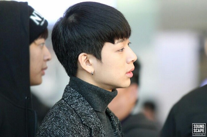 윤형 이미지