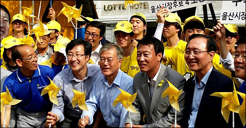 은혜를 모르는 정치인. 그 이름하야 | 인스티즈