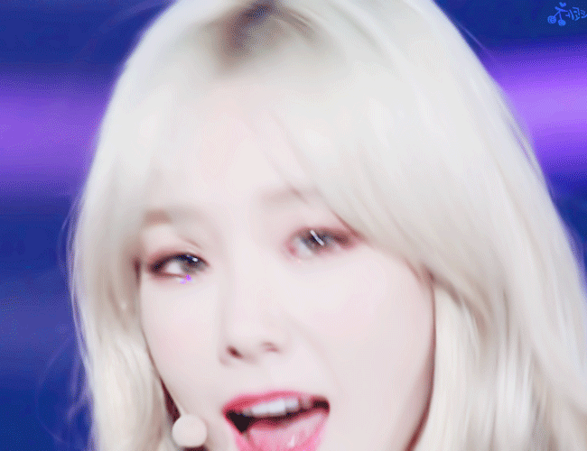 오늘자 가요대전 태연.gif | 인스티즈