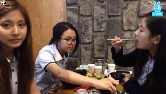 브이앱 급식단.gif | 인스티즈