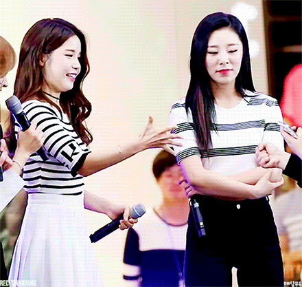 마마무에서 가위바위보 처음 이겨보신 분.gif | 인스티즈