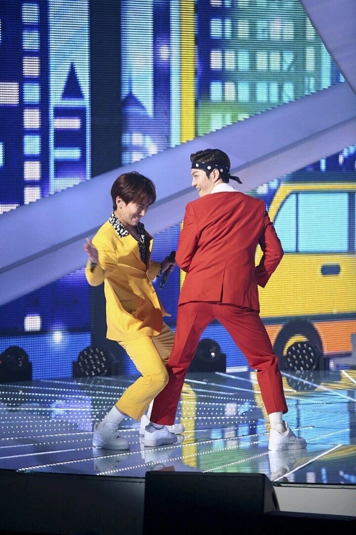 우래 이미지