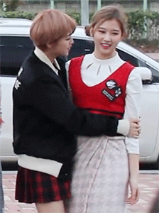 [트와이스] 사나에게 다정한 정연이.gif | 인스티즈
