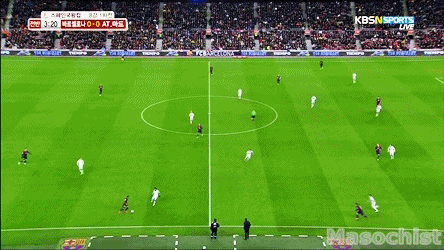 주관적 역대 최고로 2:1 패스 연계를 잘하는 선수.GIF [데이터주의] | 인스티즈