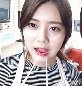 [다이아] 막냉이 은채 귀욤레전드 gif | 인스티즈