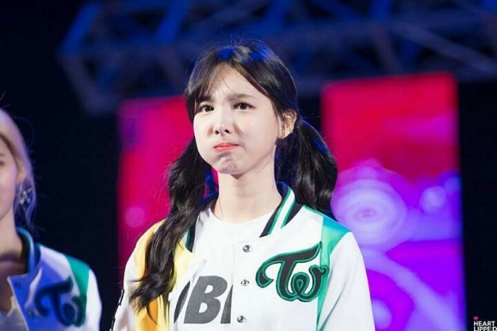 뾰루퉁한 트와이스 나연 | 인스티즈