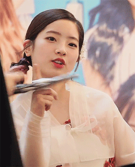 둡둡한 다현.gif | 인스티즈