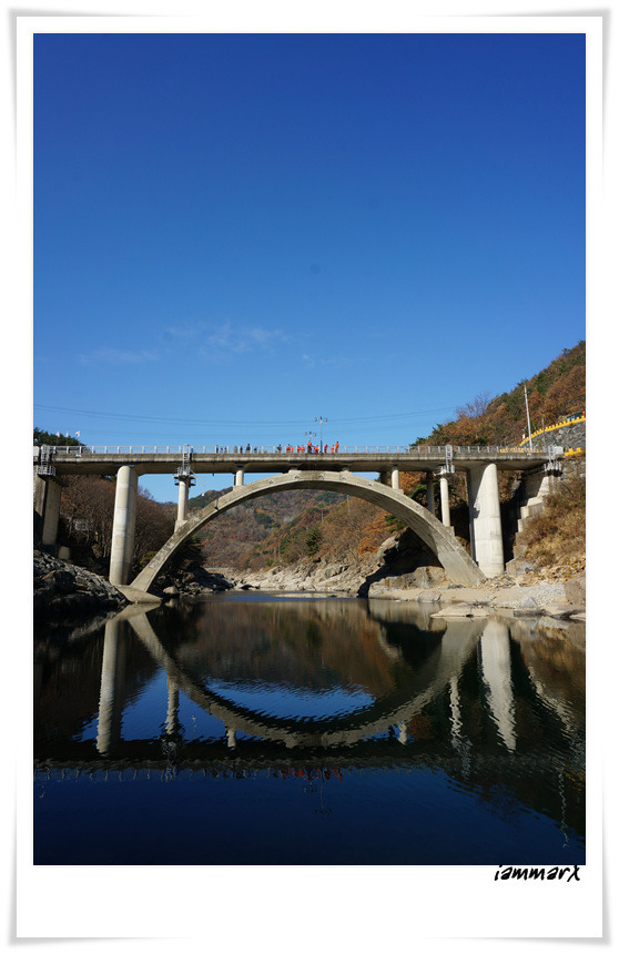 용유담 이미지