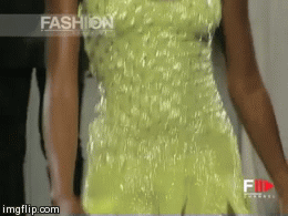 [나오미캠벨] 성격은 뭐같아도 모델 실력은 하나는 타고난 그녀의 움직이는 워킹짤 | 인스티즈