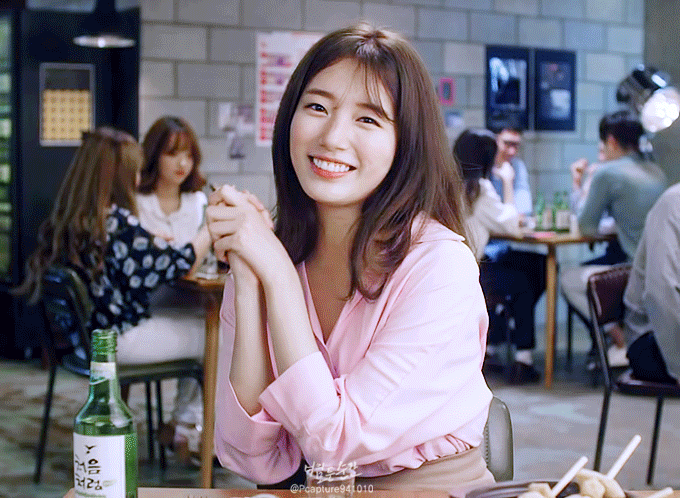 너무 예쁜 수지 처음처럼 CF컷(연인편)gif | 인스티즈