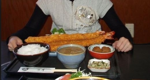 한국에서 볼수없는 초특대 왕새우 튀김ㄷㄷㄷ | 인스티즈