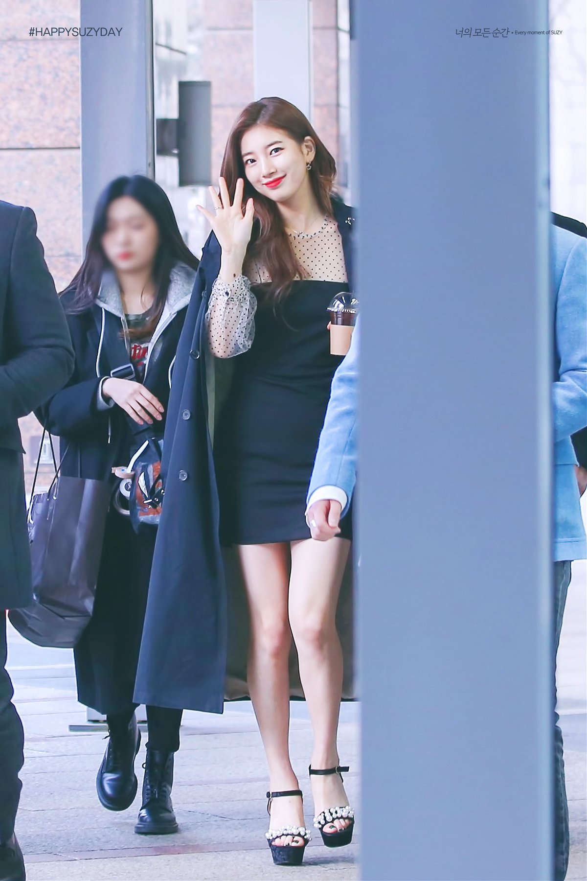 오늘이 생일인 수지.jpgif | 인스티즈