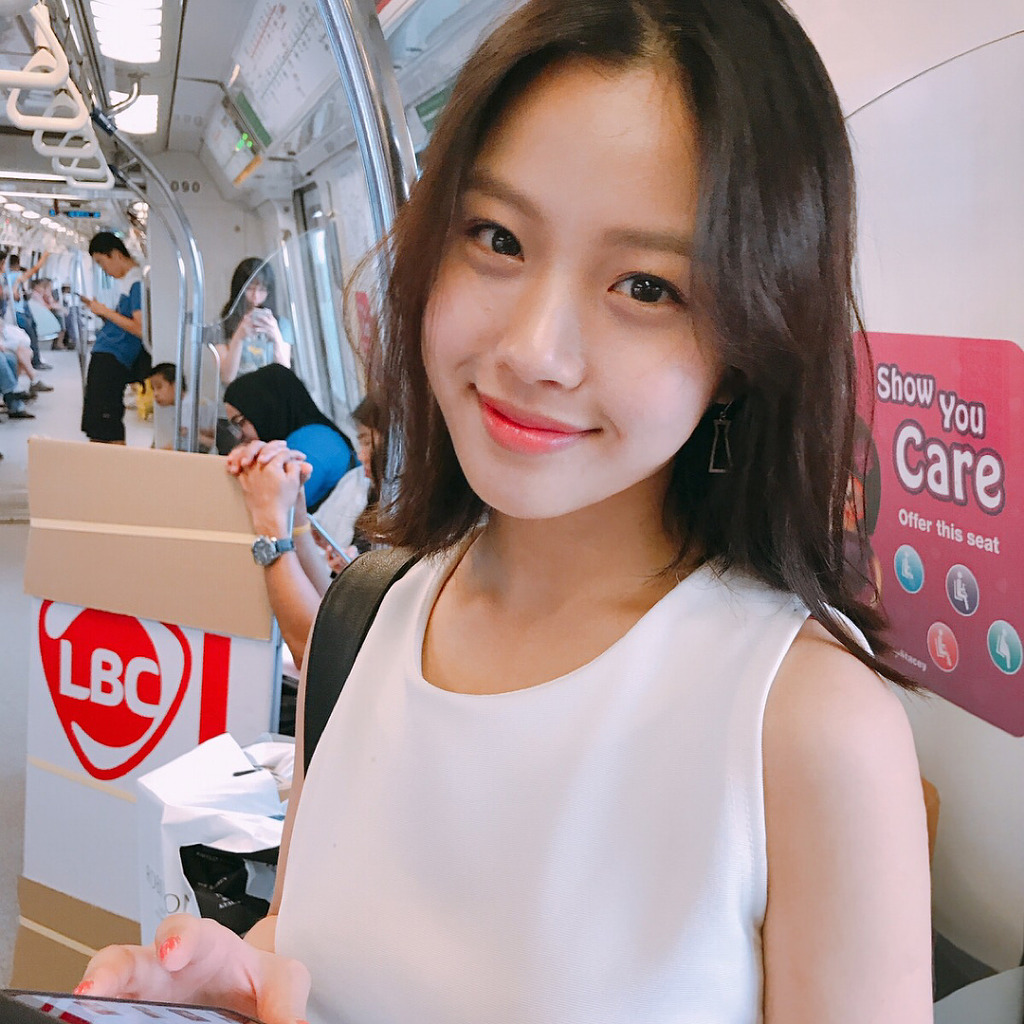 영화 '마녀'의 욕쟁이 아가씨 배우 고민시.jpg | 인스티즈