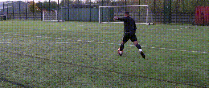 감아차기가 잘된다는 마법의 공.gif | 인스티즈