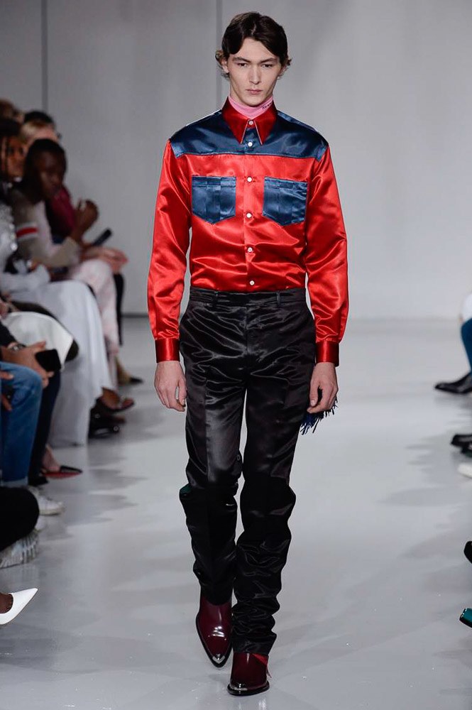 Calvin Klein by 라프 시몬스 2018 S/S 컬렉션 | 인스티즈