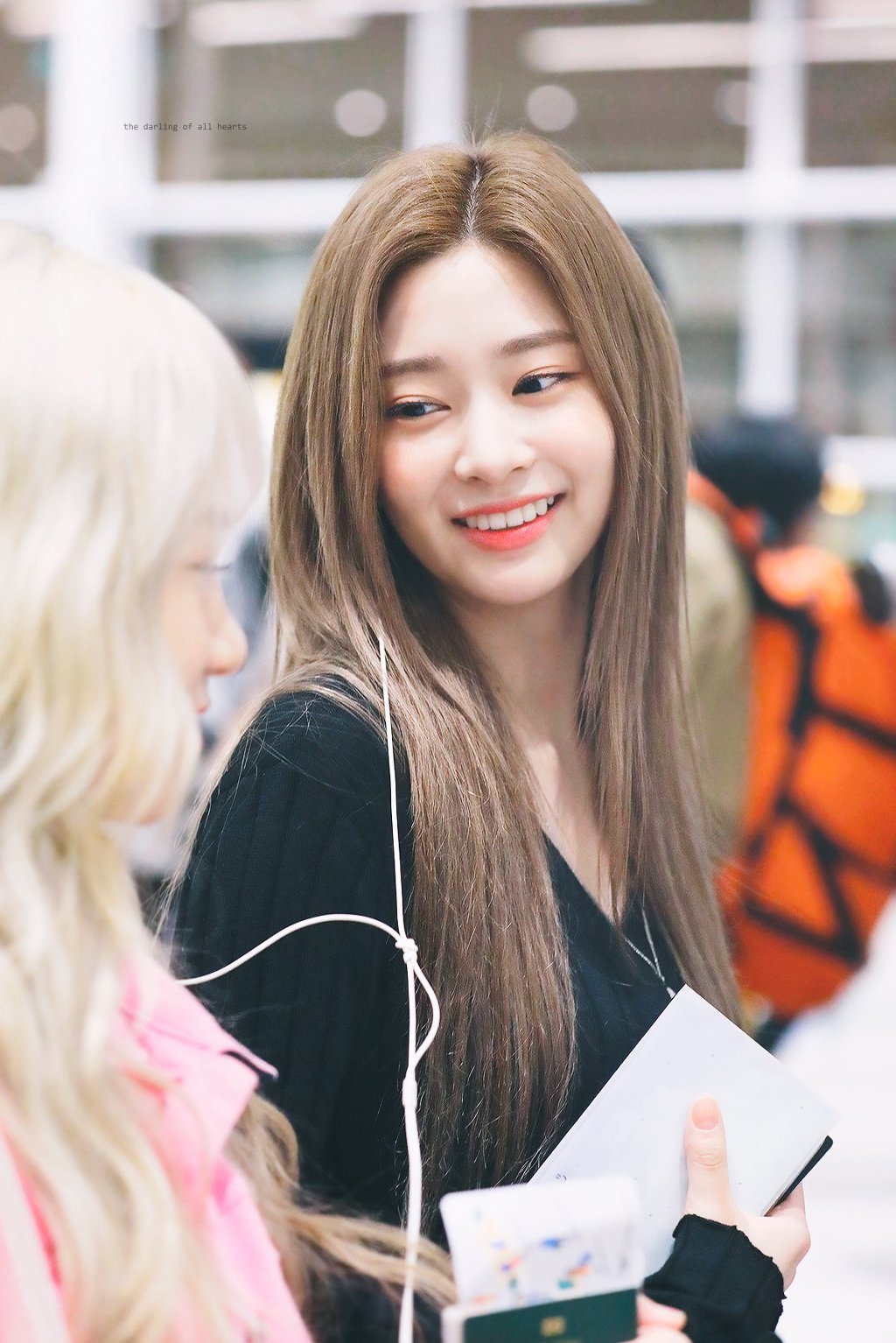 좀이쁜거같은 아이즈원 민주.jpg | 인스티즈