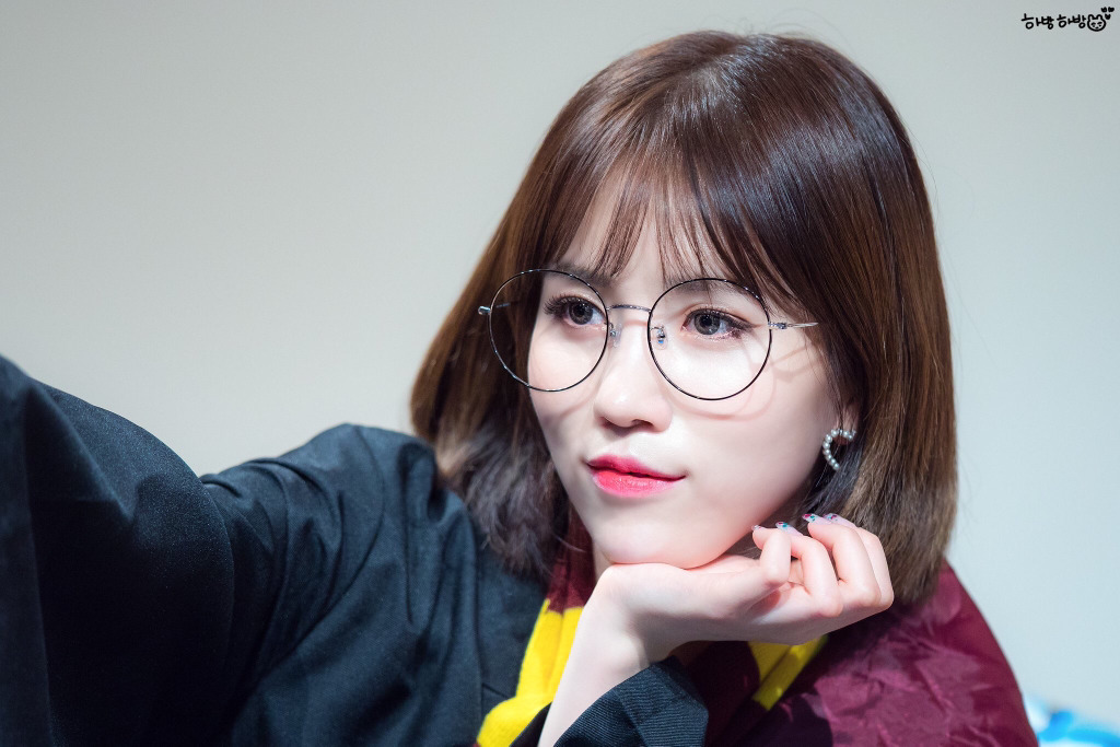 [러블리즈] 칫솔을 사러 가야해서 명은이 | 인스티즈