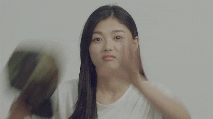 유정이가 추천하는 초코파이 맛있게 먹는 법.jpgif | 인스티즈