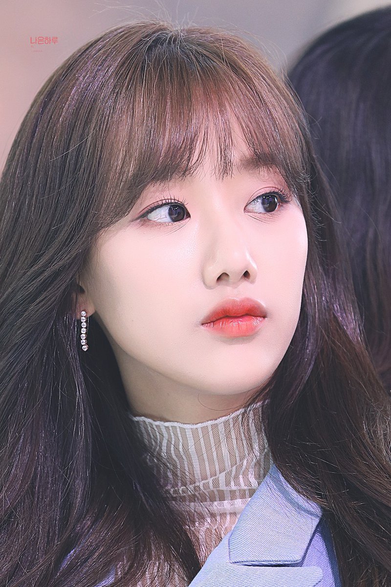 상큼하게 이쁜 에이프릴 이나은.jpgif | 인스티즈