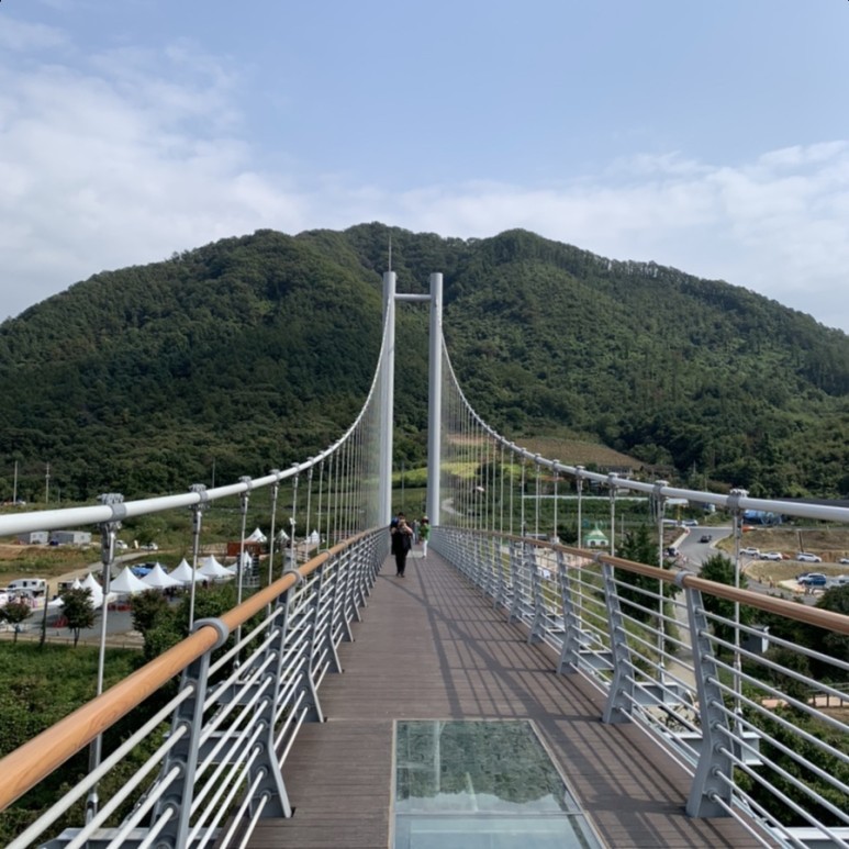 구름다리 이미지