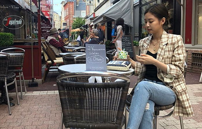 무대 뒤에서 더 빛나는 블랙핑크 제니의 일상사진.jpg | 인스티즈