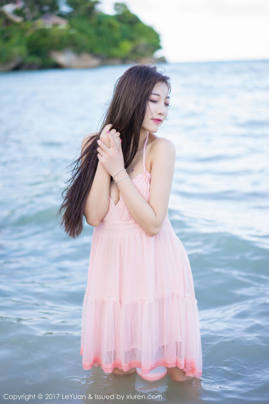 짱예여신 설탕갓의 12번 보라카이 바다에서 비키니와 비치 원피스 | 인스티즈