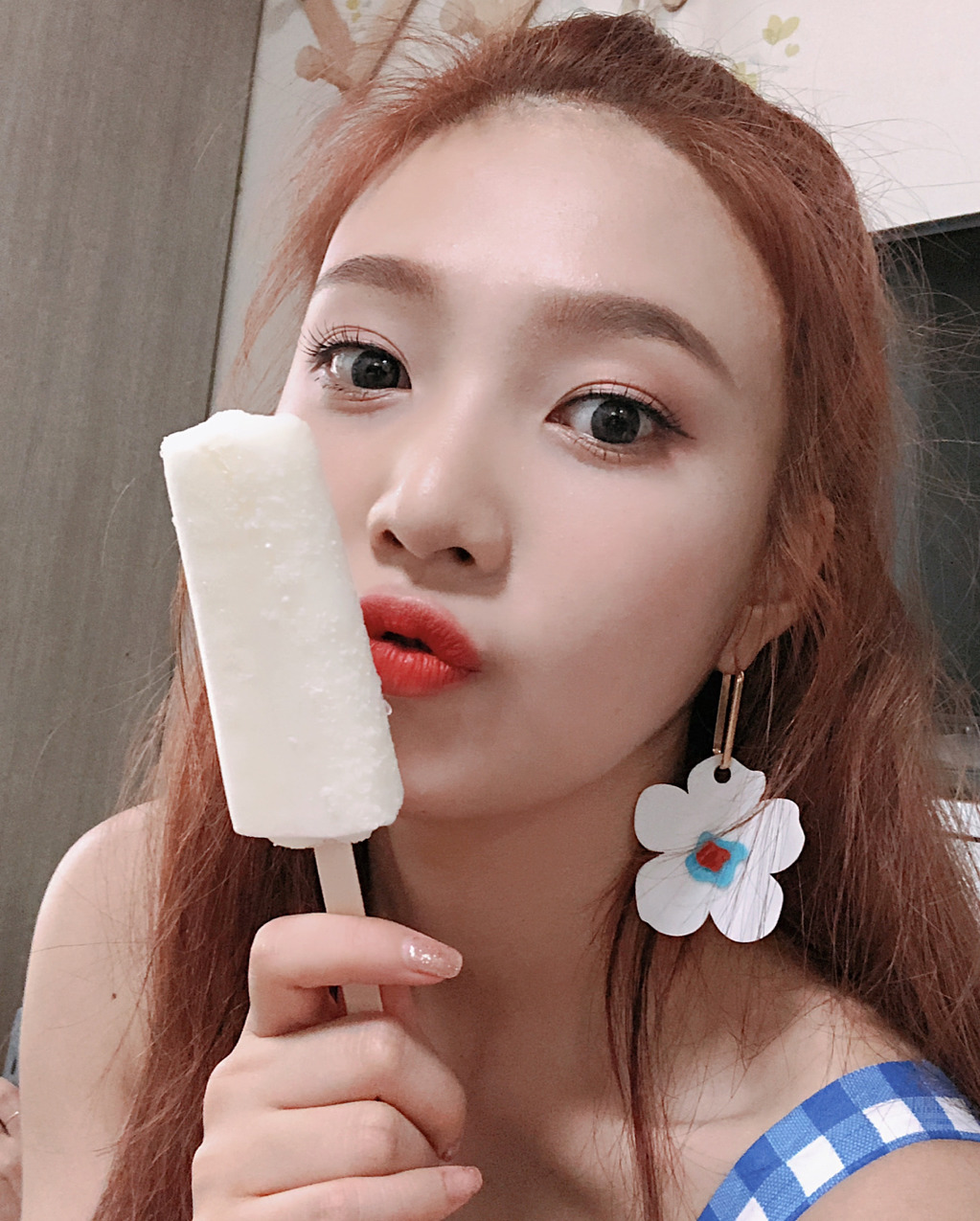 반묶음이 잘 어울리는 레드벨벳 조이.jpgif | 인스티즈