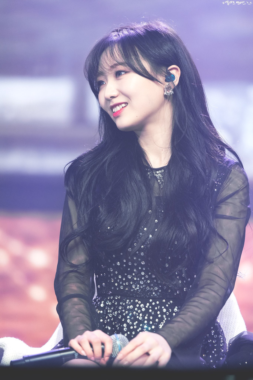 [러블리즈] 이따가 머리하러 갈 때 옆머리는 6mm로 해달라고 할거라서 수정이 | 인스티즈